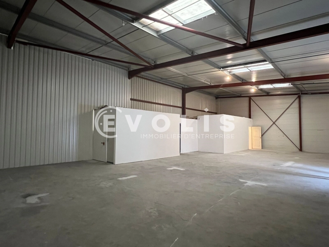 Photo 7 – location Entrepôts / activités	EYSINES (33320)