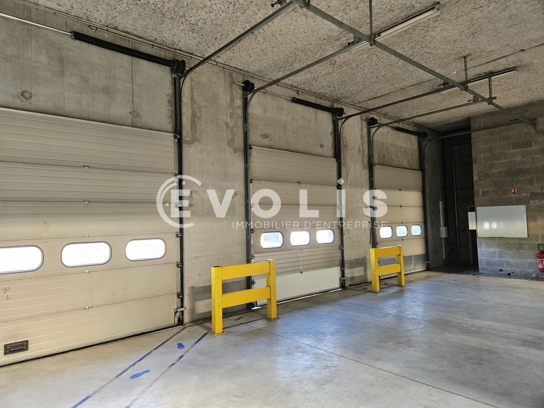 Photo 5 – location Entrepôts / activités	WISSOUS (91320)