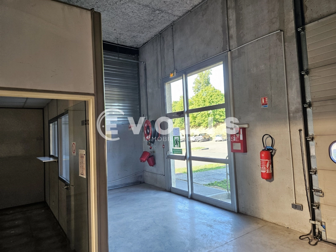 Photo 7 – location Entrepôts / activités	WISSOUS (91320)
