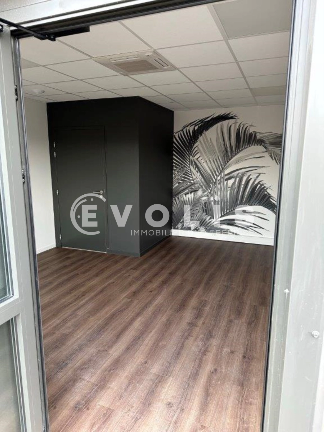 Photo 11 – vente Entrepôts / activités	BOURGOIN JALLIEU (38300)