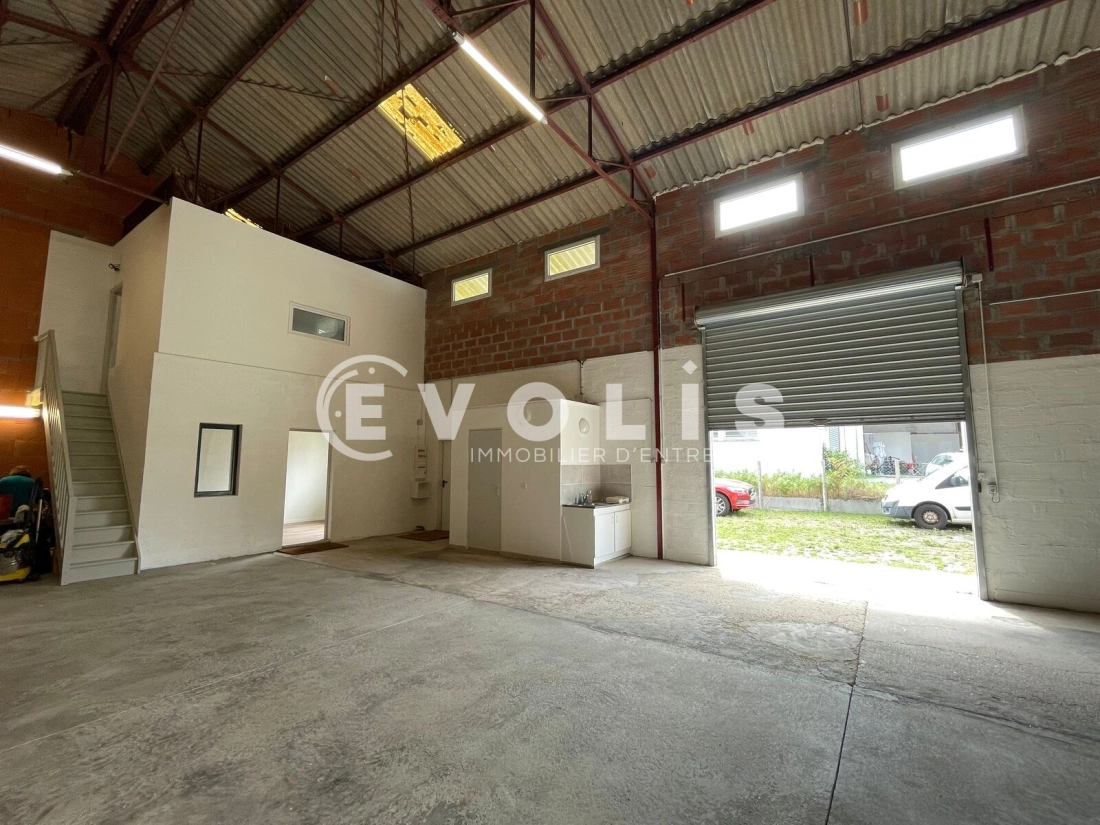 Photo 2 – location Entrepôts / activités	SAINT MEDARD EN JALLES (33160)