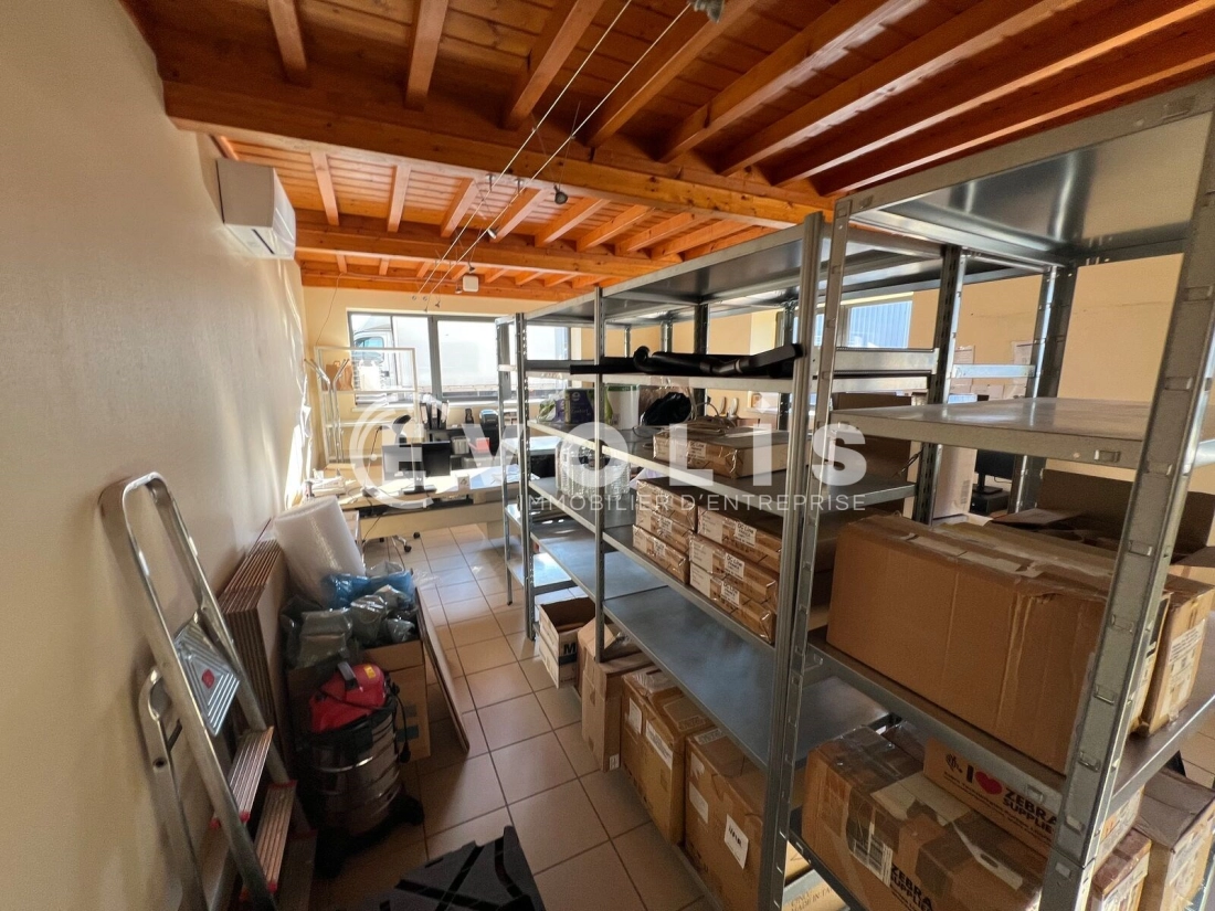 Photo 3 – location bureaux	RILLIEUX LA PAPE (69140)