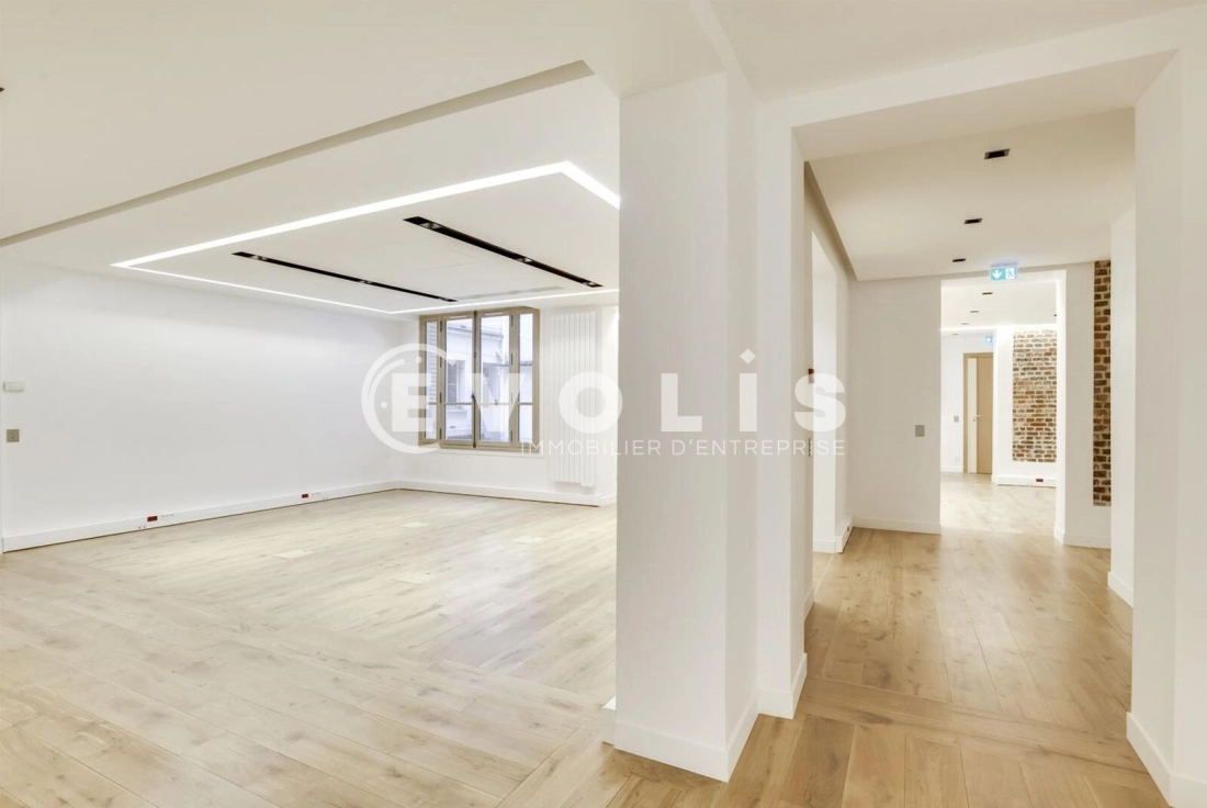 Photo 4 – location bureaux	PARIS (75008)