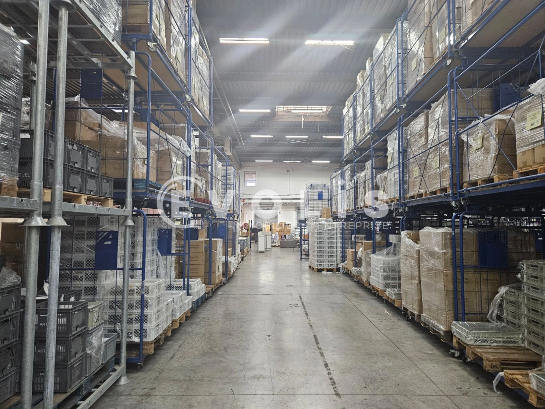 Photo 5 – location Entrepôts / activités	PALAISEAU (91120)