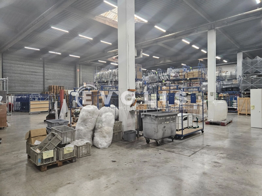 Photo 6 – location Entrepôts / activités	PALAISEAU (91120)