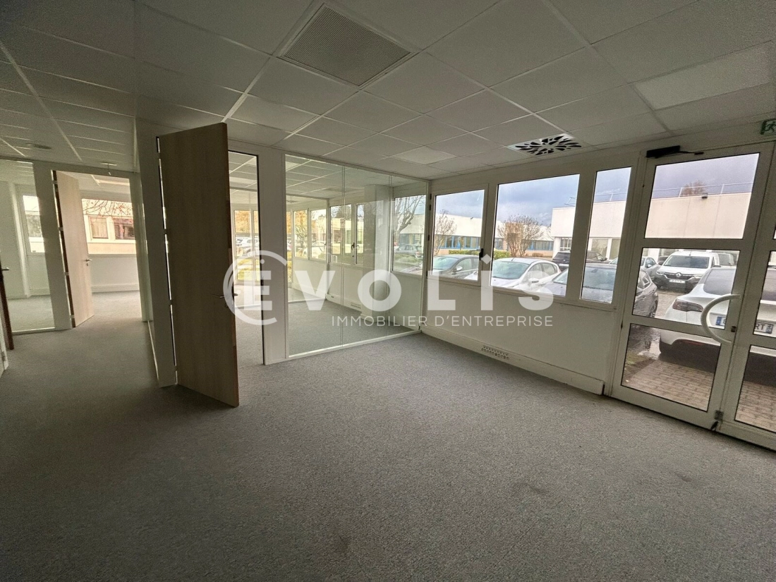 Photo 2 – location bureaux	MERIGNAC (33700)