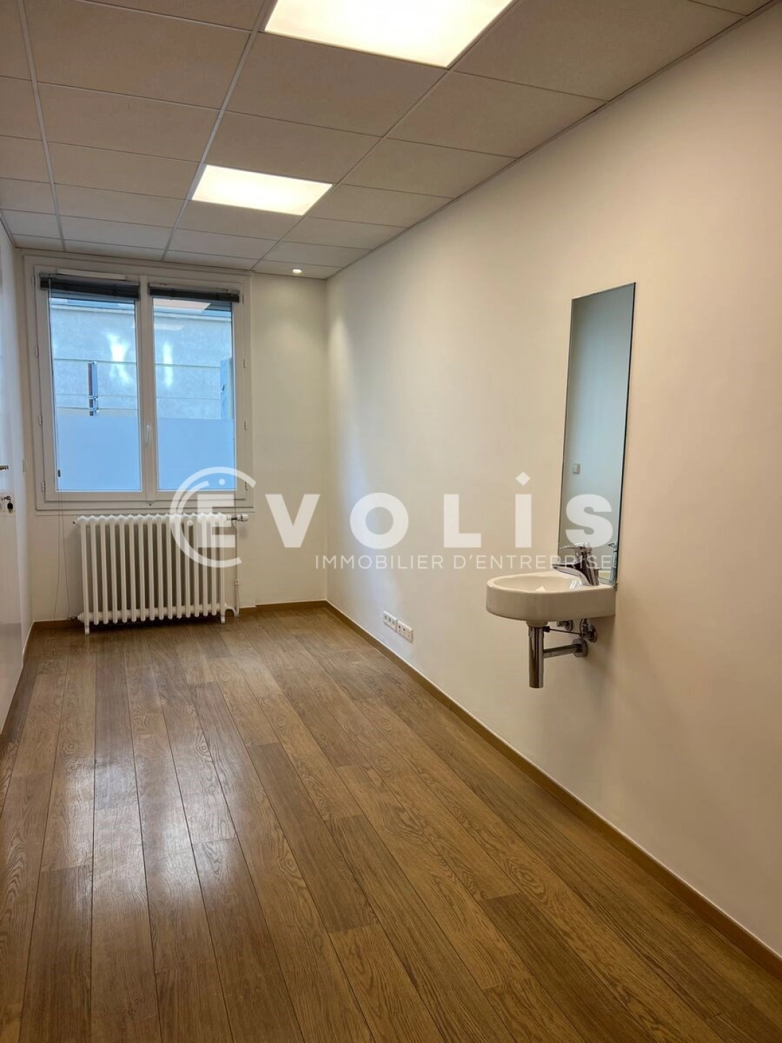 Photo 4 – vente bureaux	PARIS (75015)