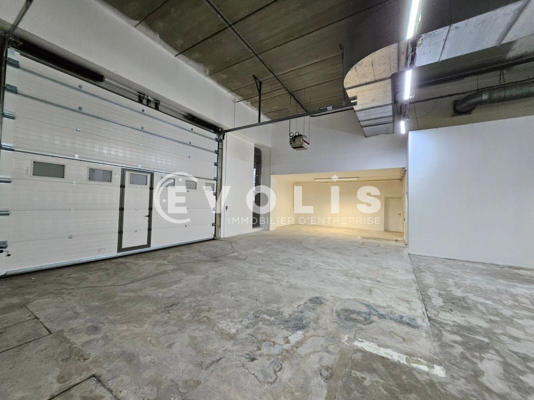 Photo 8 – location Entrepôts / activités	IVRY SUR SEINE (94200)