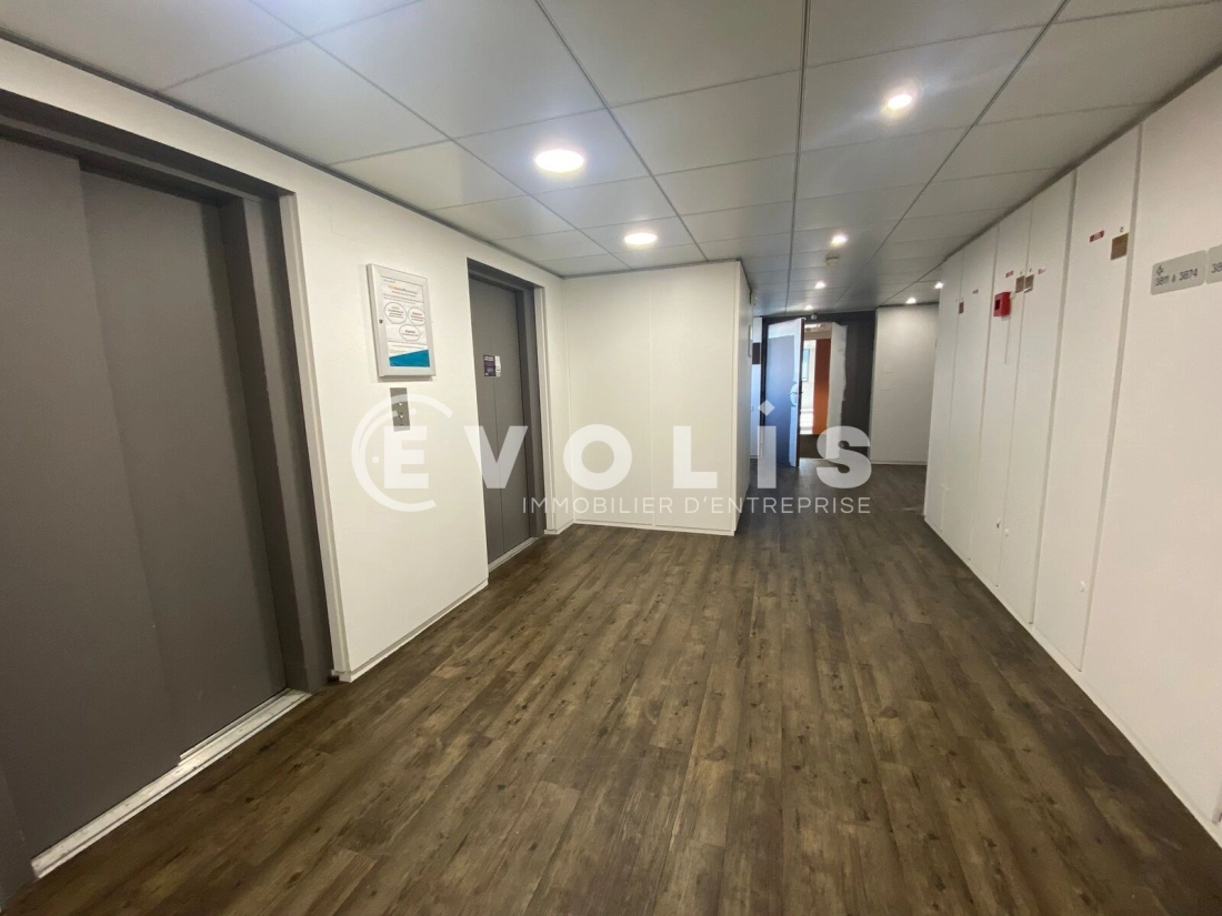 Photo 9 – location bureaux	NOISY LE GRAND (93160)