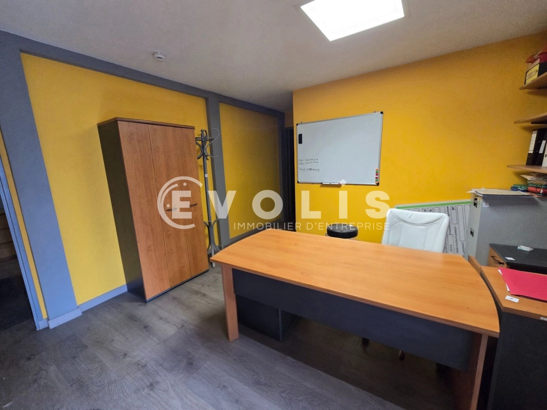 Photo 8 – location Entrepôts / activités	WISSOUS (91320)