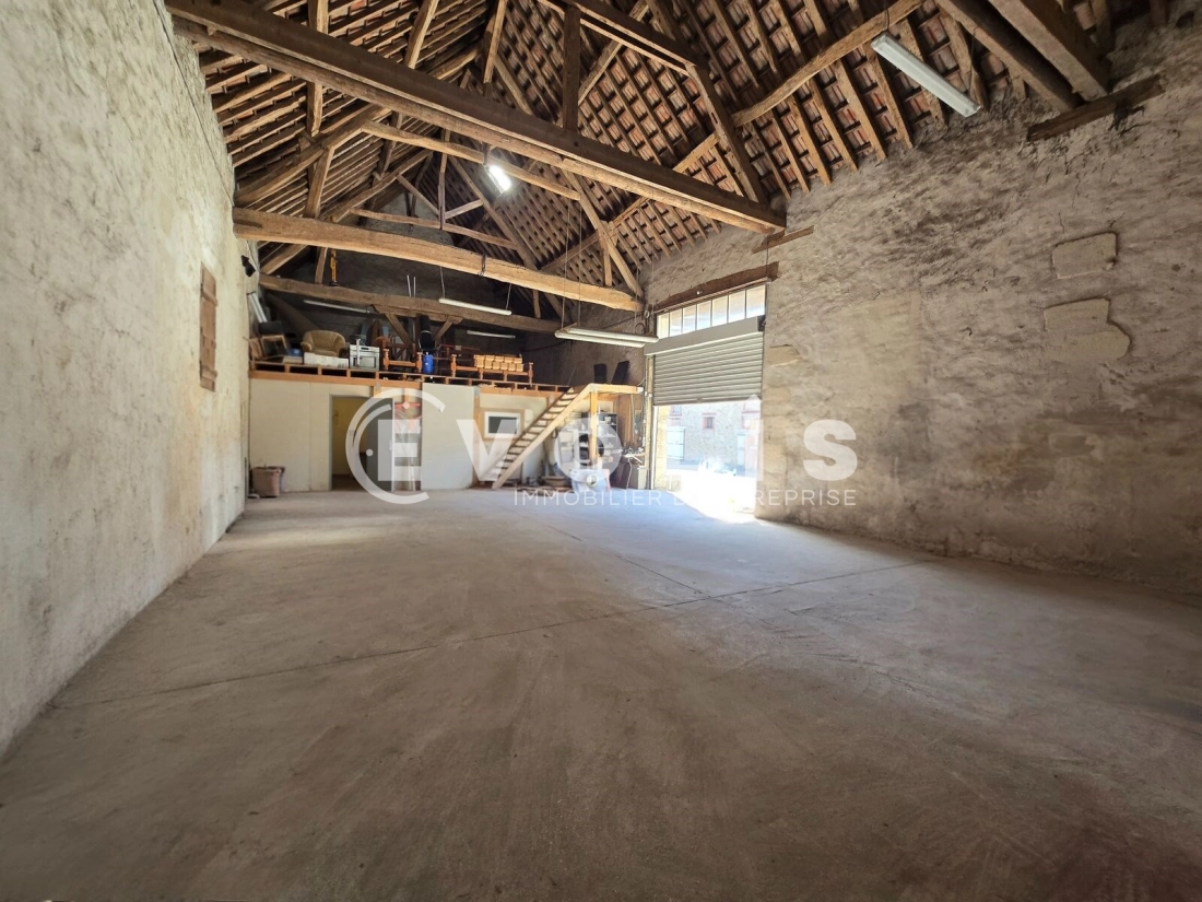 Photo 3 – location Entrepôts / activités	WISSOUS (91320)