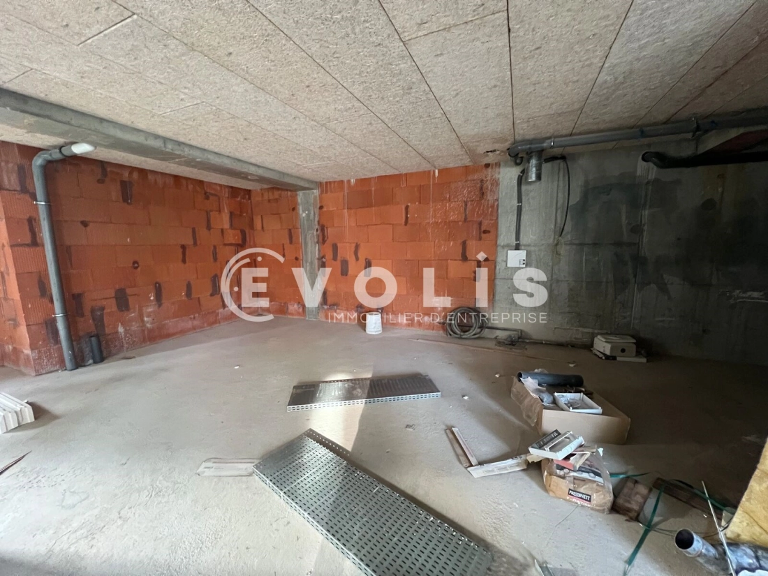 Photo 2 – location Locaux commerciaux	VILLIERS SUR MARNE (94350)