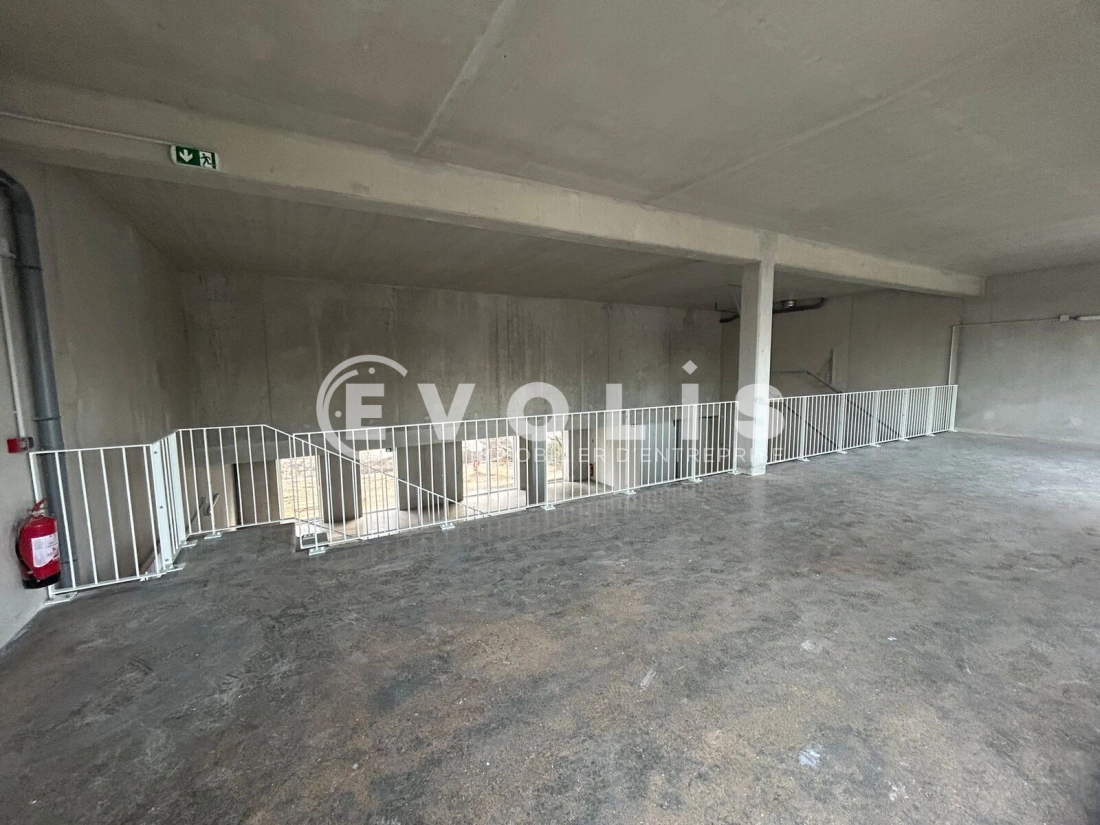 Photo 7 – vente Entrepôts / activités	BRUGES (33520)