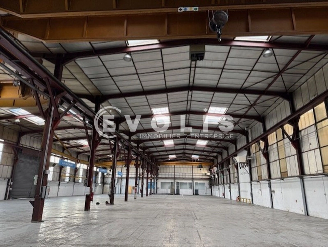 Photo 5 – location Entrepôts / activités	ECHIROLLES (38130)