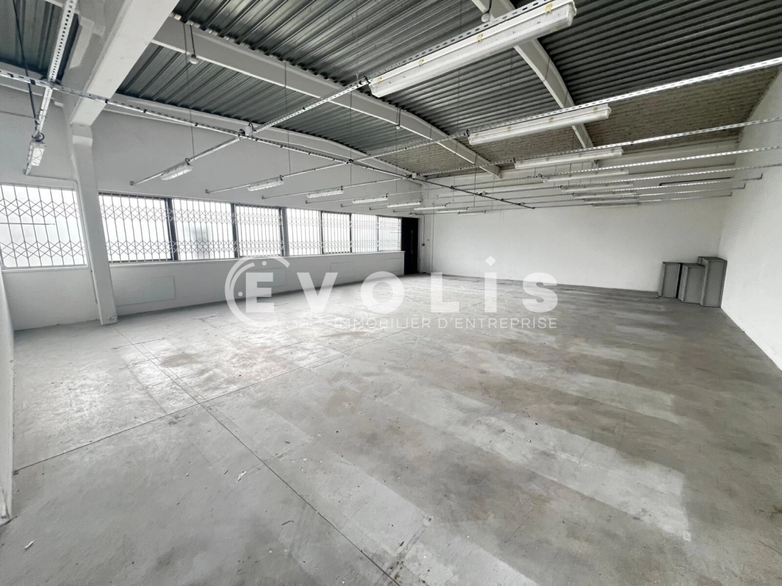 Photo 8 – location Entrepôts / activités	BONDOUFLE (91070)