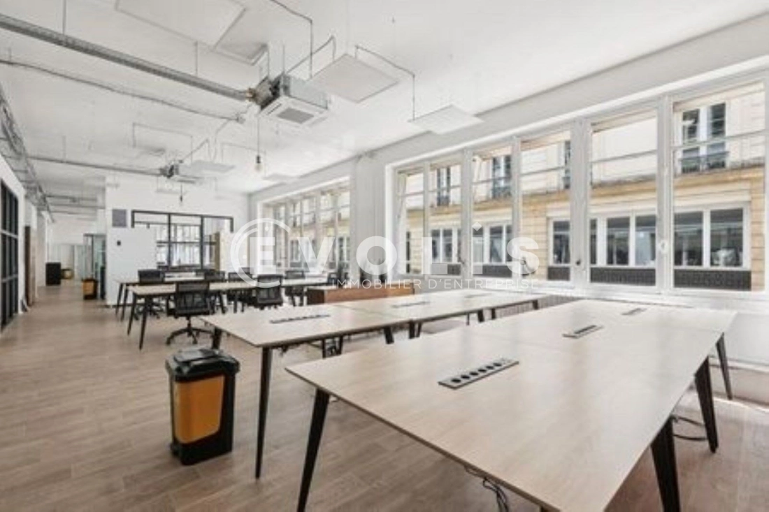 Photo 2 – location bureaux	PARIS (75010)