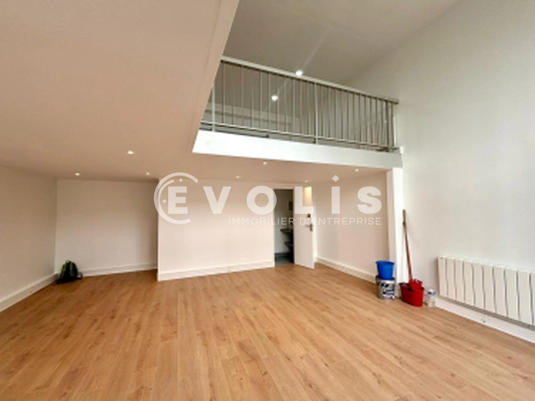 Photo 3 – location bureaux	PARIS (75011)