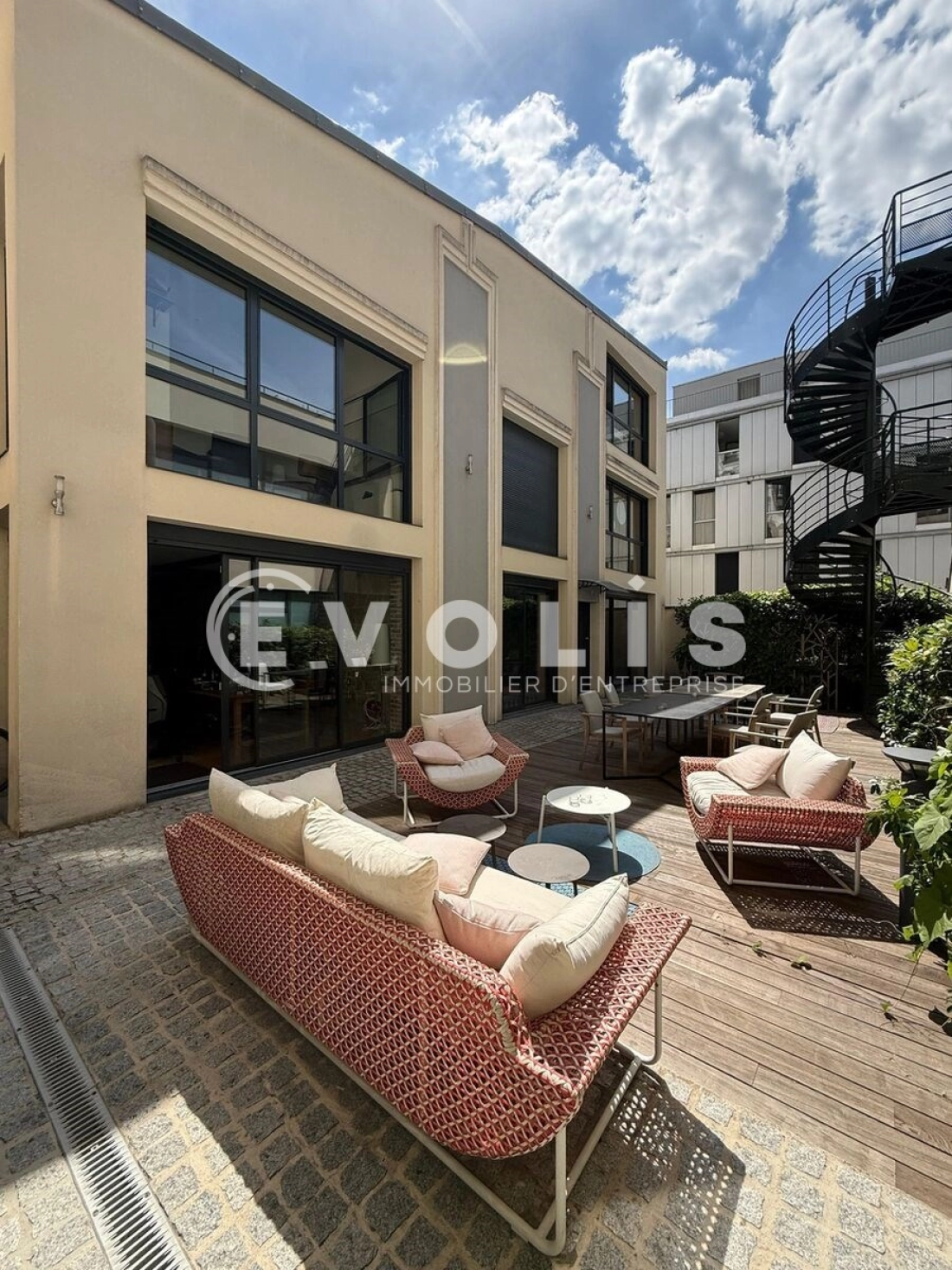 Photo 14 – location bureaux	PARIS (75011)