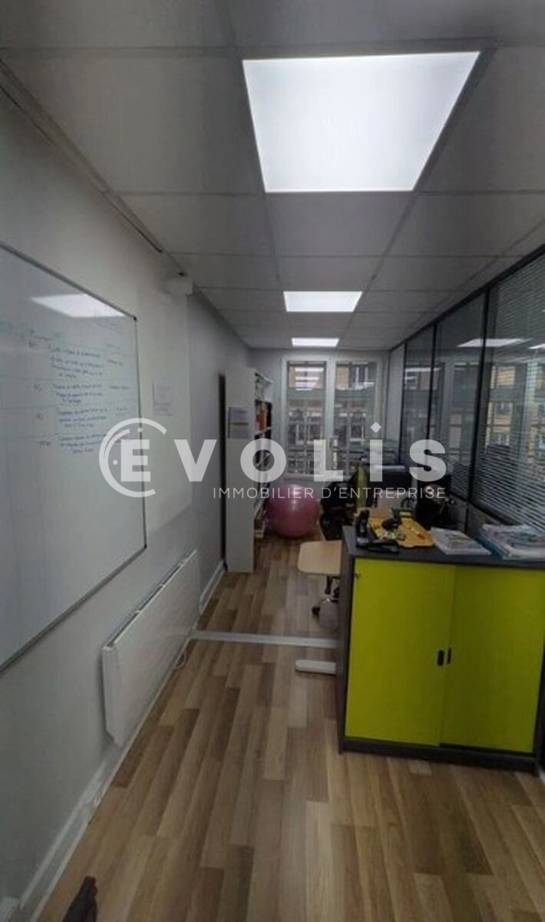 Photo 3 – location bureaux	PARIS (75011)