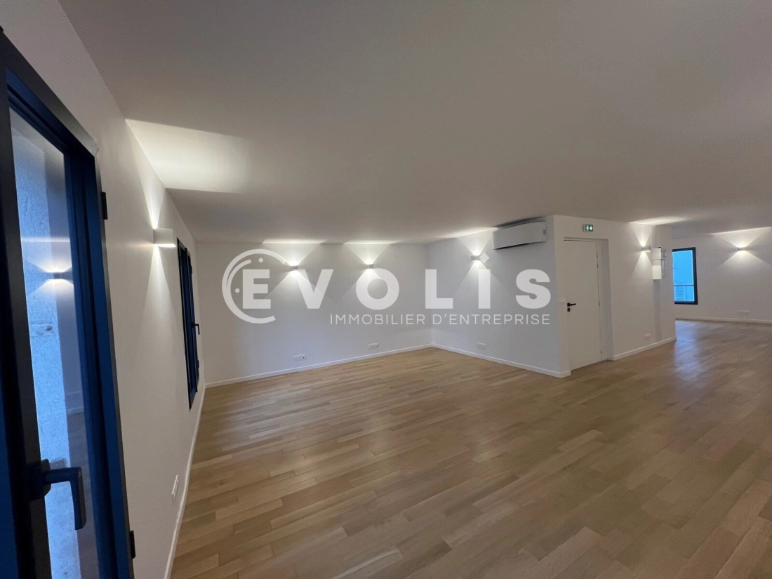 Photo 12 – vente bureaux	PARIS (75017)
