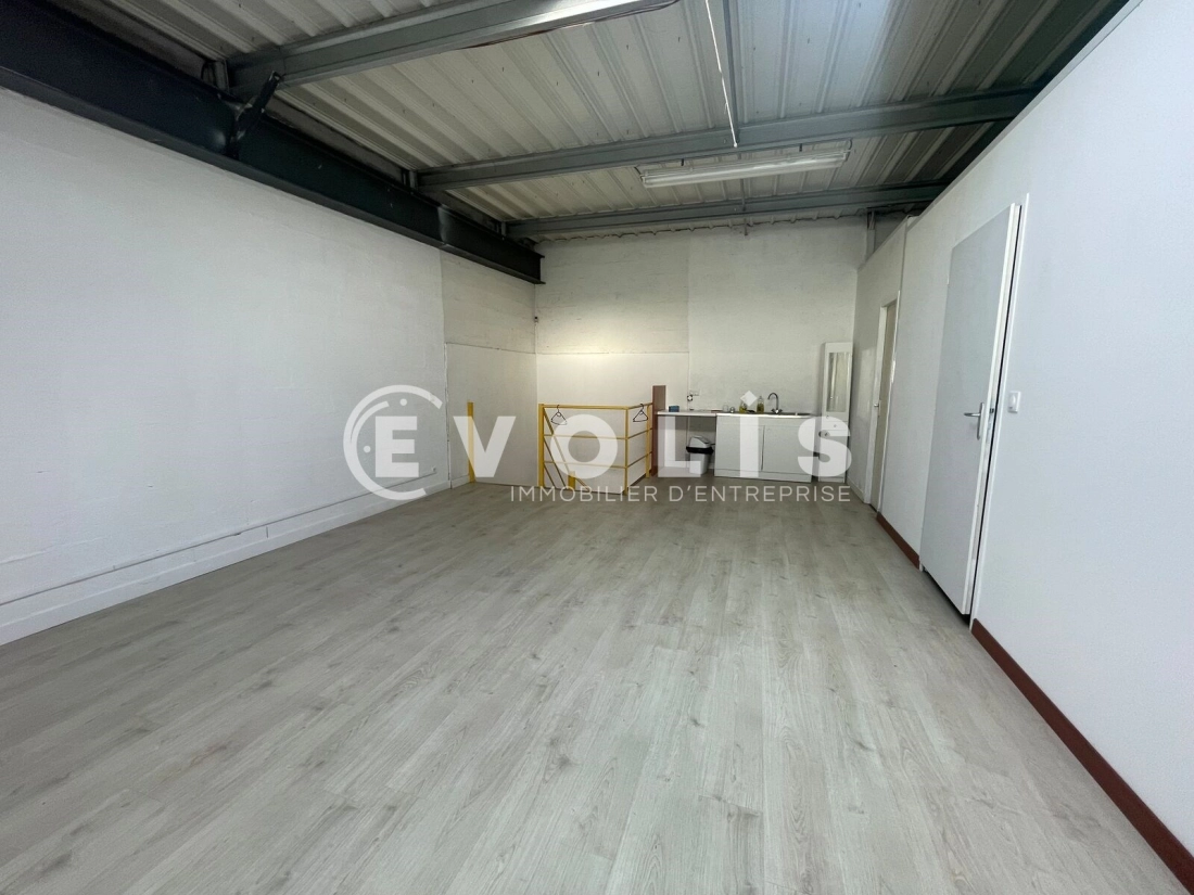 Photo 7 – location Entrepôts / activités	BORDEAUX (33300)