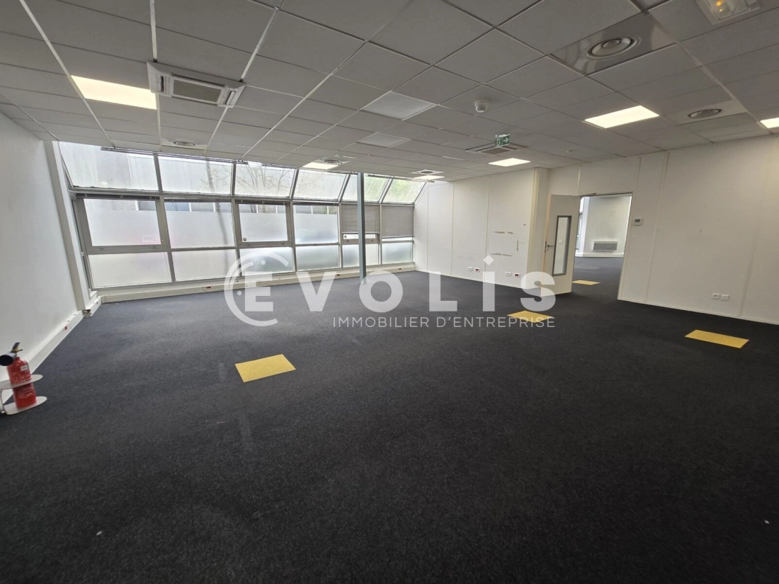 Photo 11 – location bureaux	LES ULIS (91940)