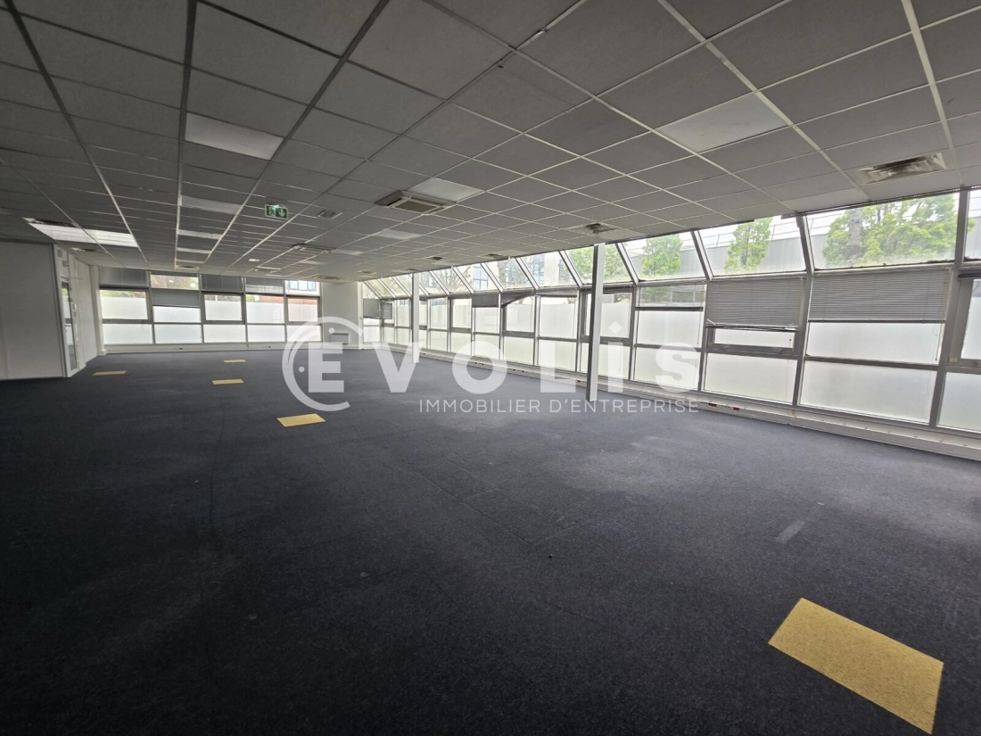 Photo 12 – location bureaux	LES ULIS (91940)