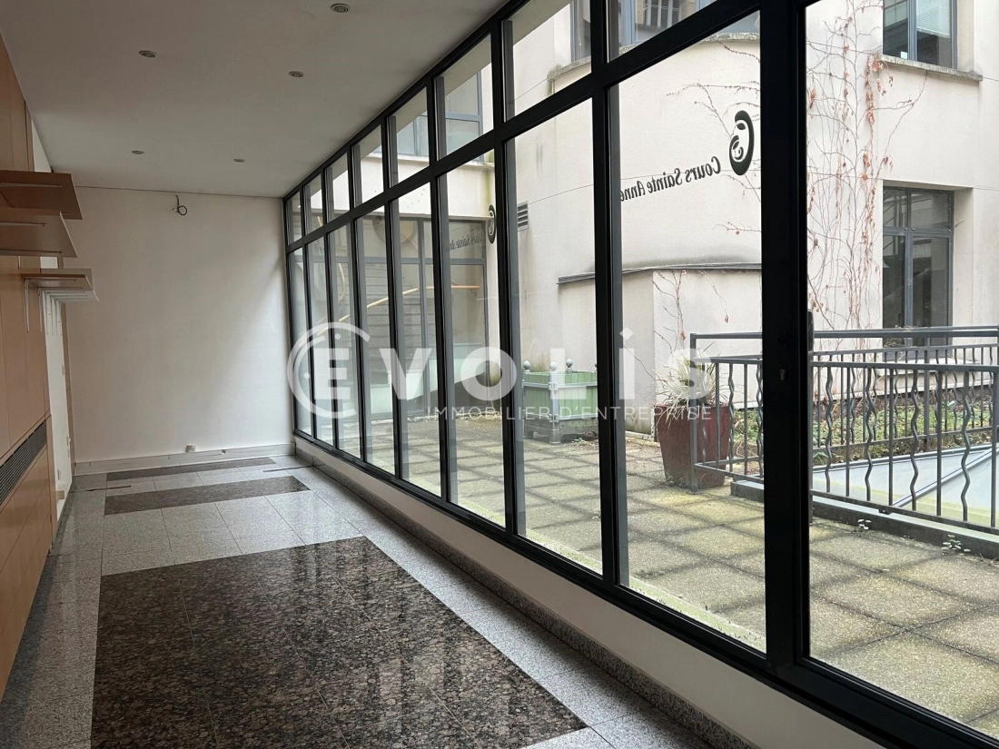 Photo 5 – location bureaux	PARIS (75009)