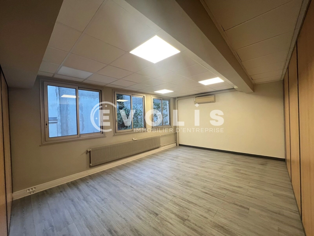 Photo 3 – location bureaux	PARIS (75009)