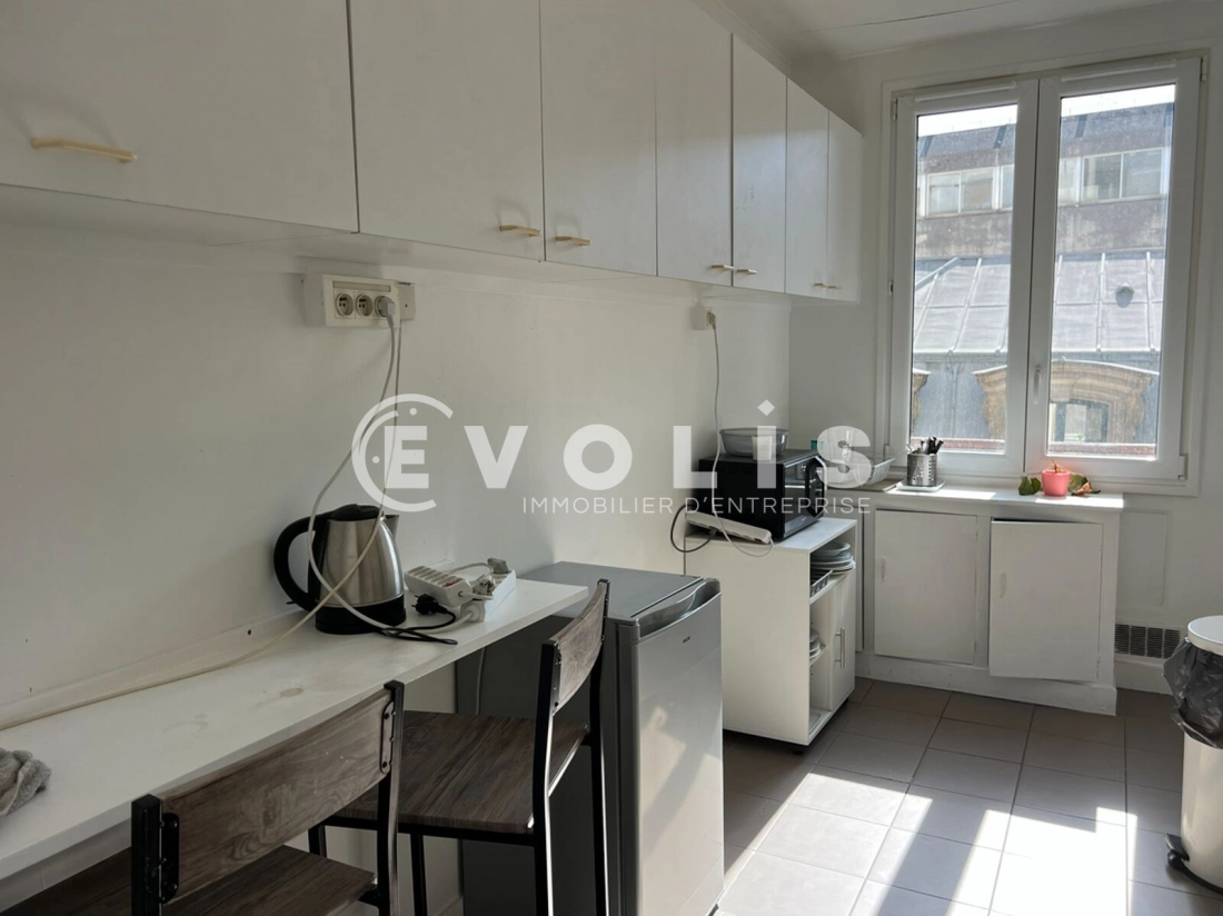 Photo 3 – location bureaux	PARIS (75010)