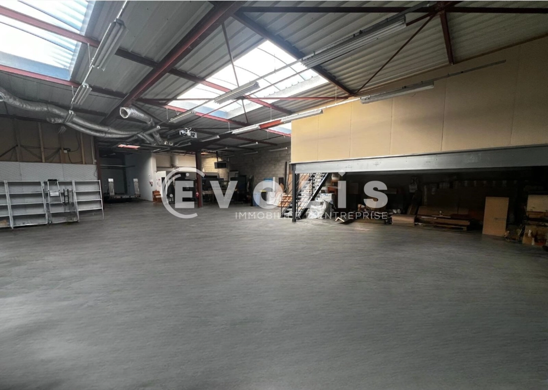 Photo 3 – location Entrepôts / activités	BONDOUFLE (91070)