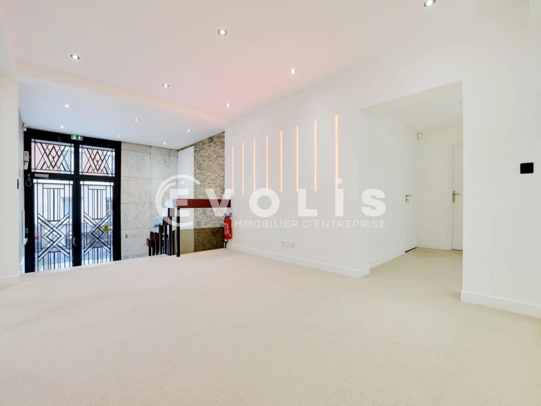 Photo 13 – vente bureaux	PARIS (75011)