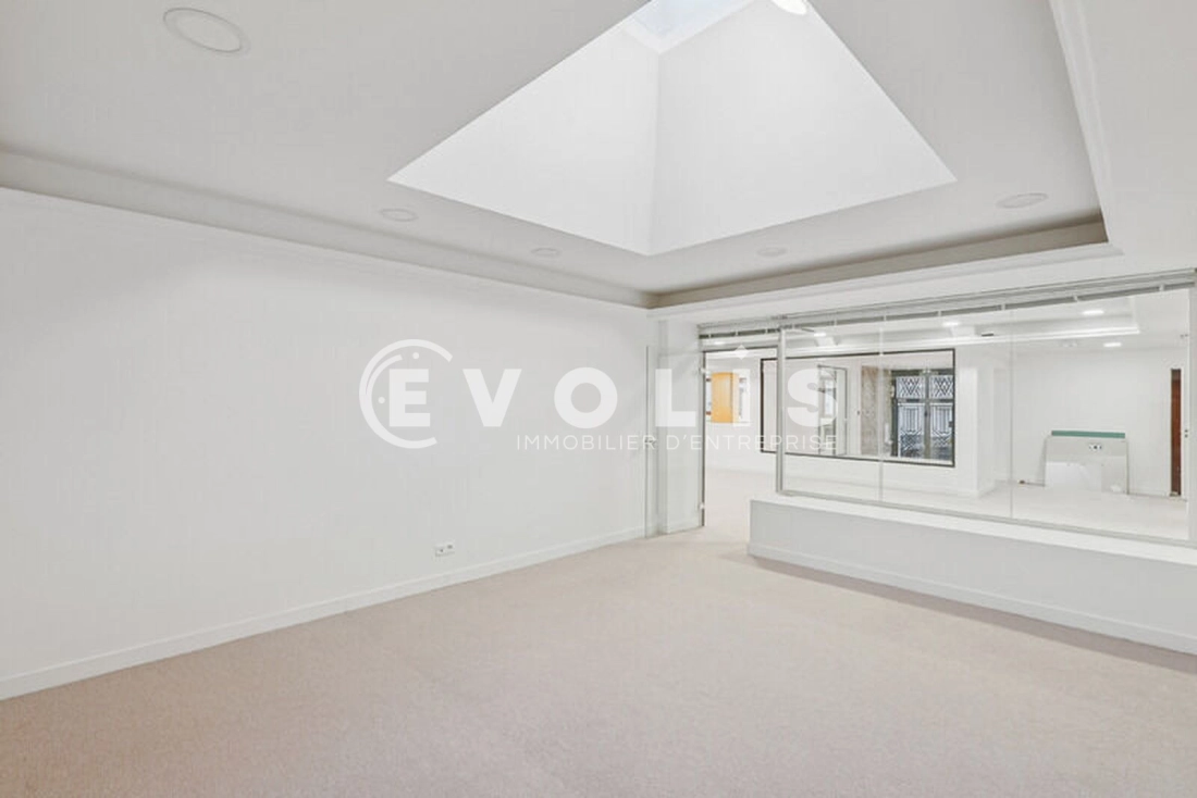 Photo 8 – vente bureaux	PARIS (75011)