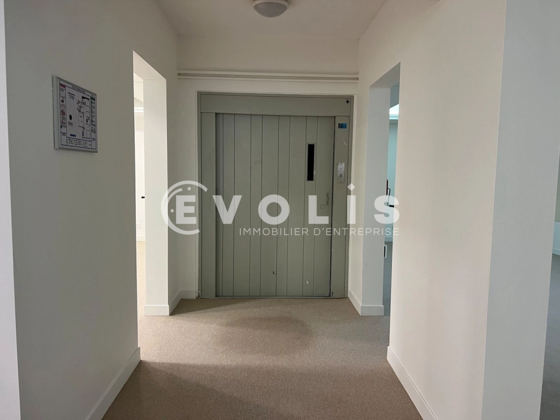 Photo 9 – vente bureaux	PARIS (75011)