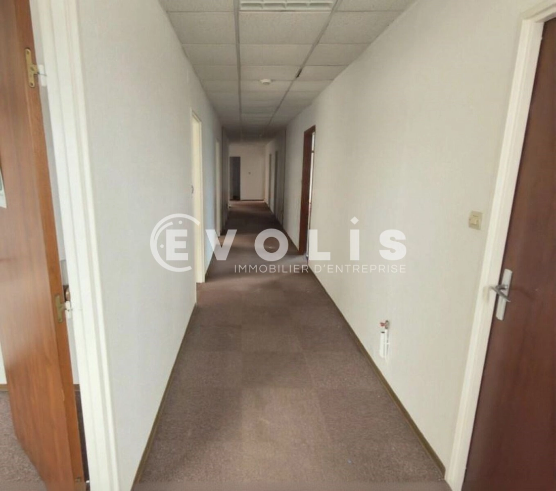 Photo 12 – location Entrepôts / activités	MEAUX (77100)