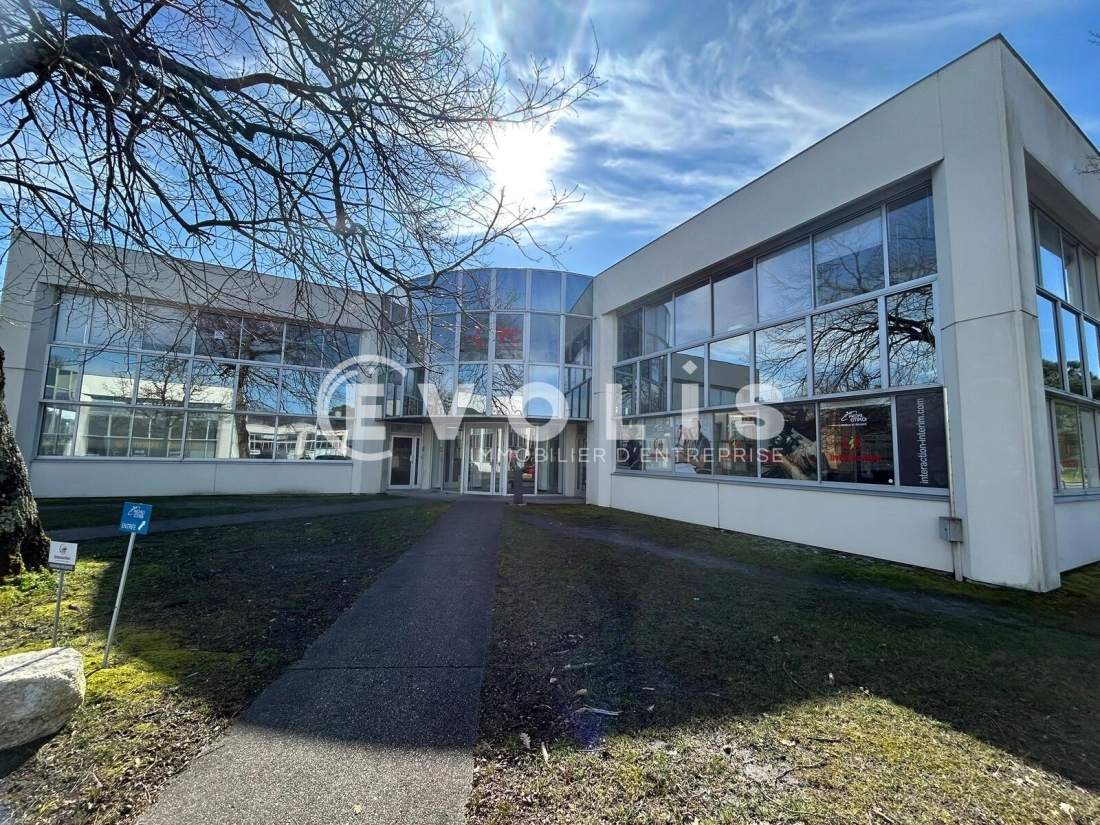 Photo 1 – location bureaux	MERIGNAC (33700)
