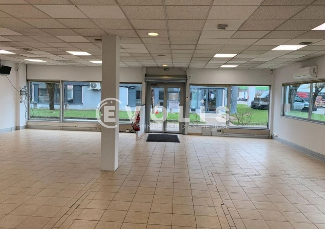 Photo 3 – location Entrepôts / activités	CORBAS (69960)