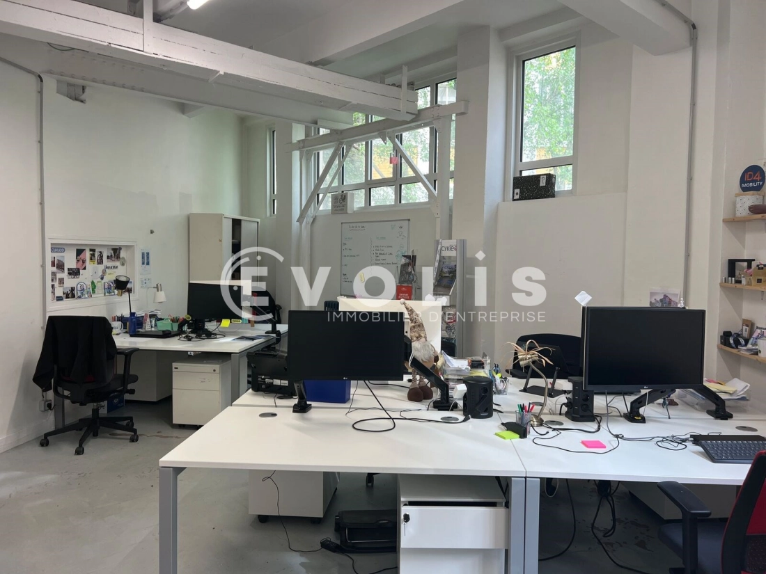 Photo 2 – location bureaux	PARIS (75011)