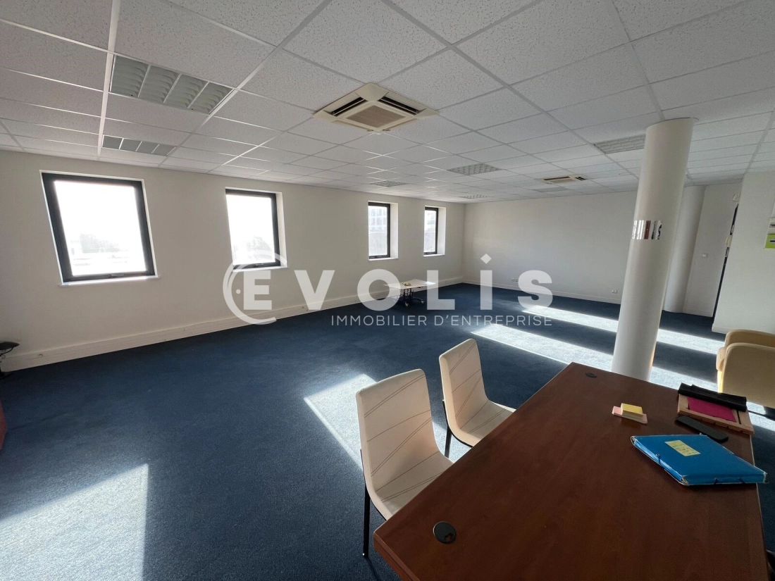 Photo 3 – location bureaux	BUSSY SAINT GEORGES (77600)