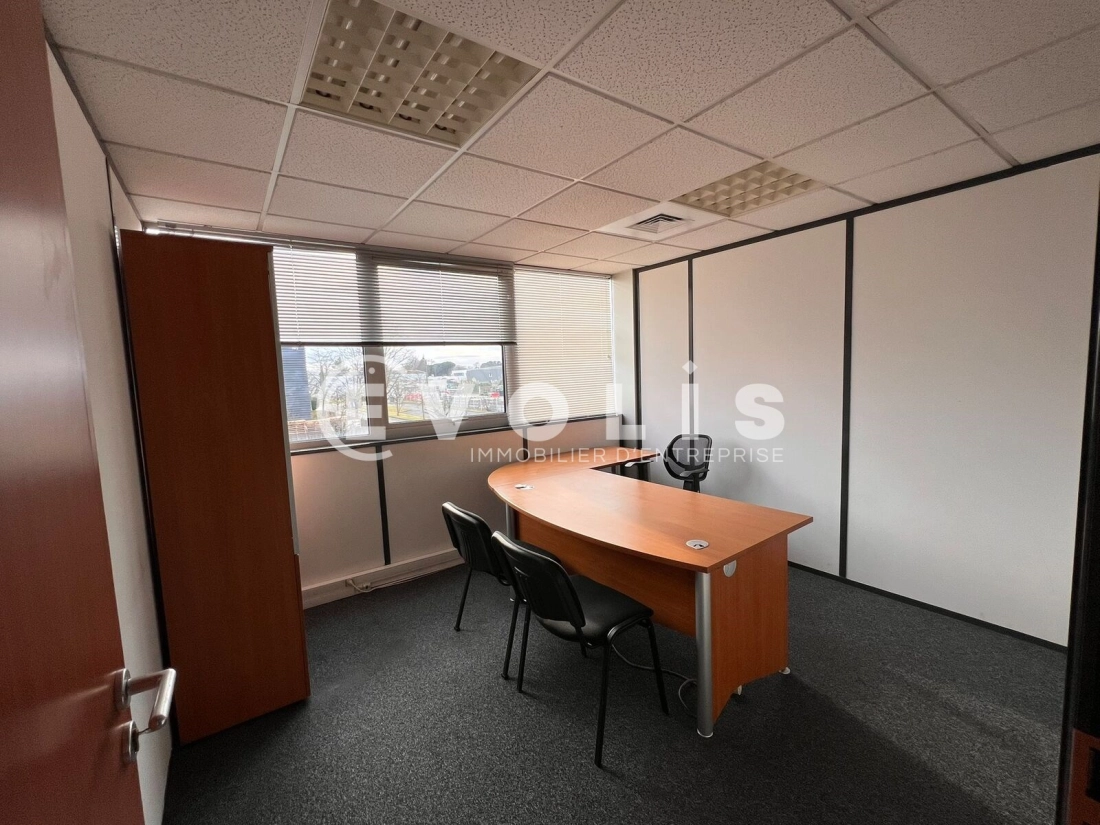 Photo 1 – location bureaux	MERIGNAC (33700)