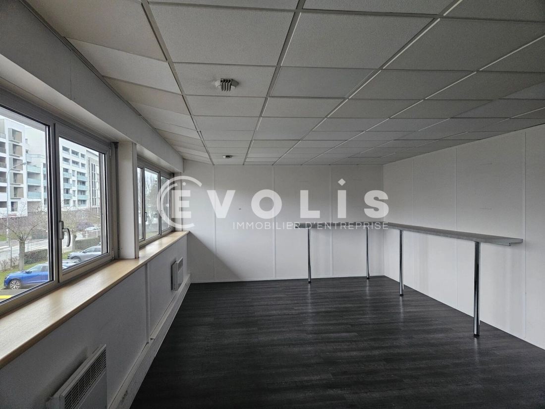 Photo 6 – location bureaux	PALAISEAU (91120)