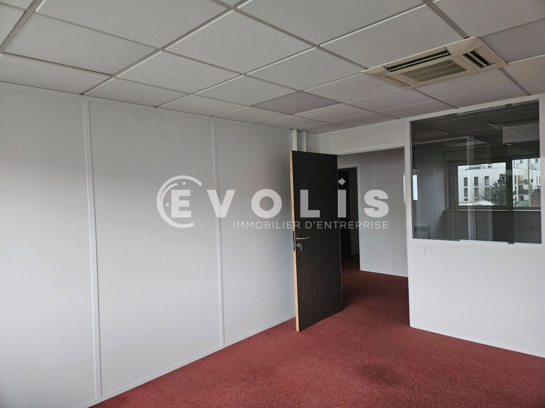 Photo 9 – location bureaux	PALAISEAU (91120)