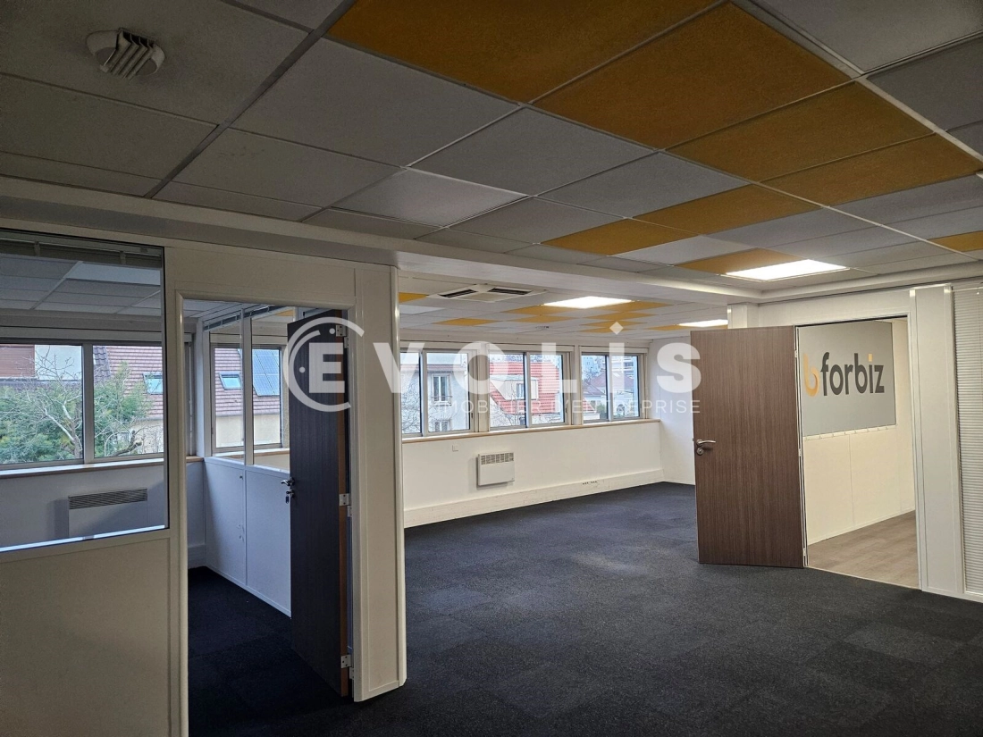 Photo 14 – location bureaux	PALAISEAU (91120)