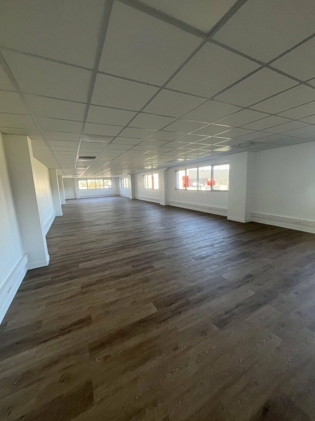 Photo 5 – location Entrepôts / activités	PAU (64000)