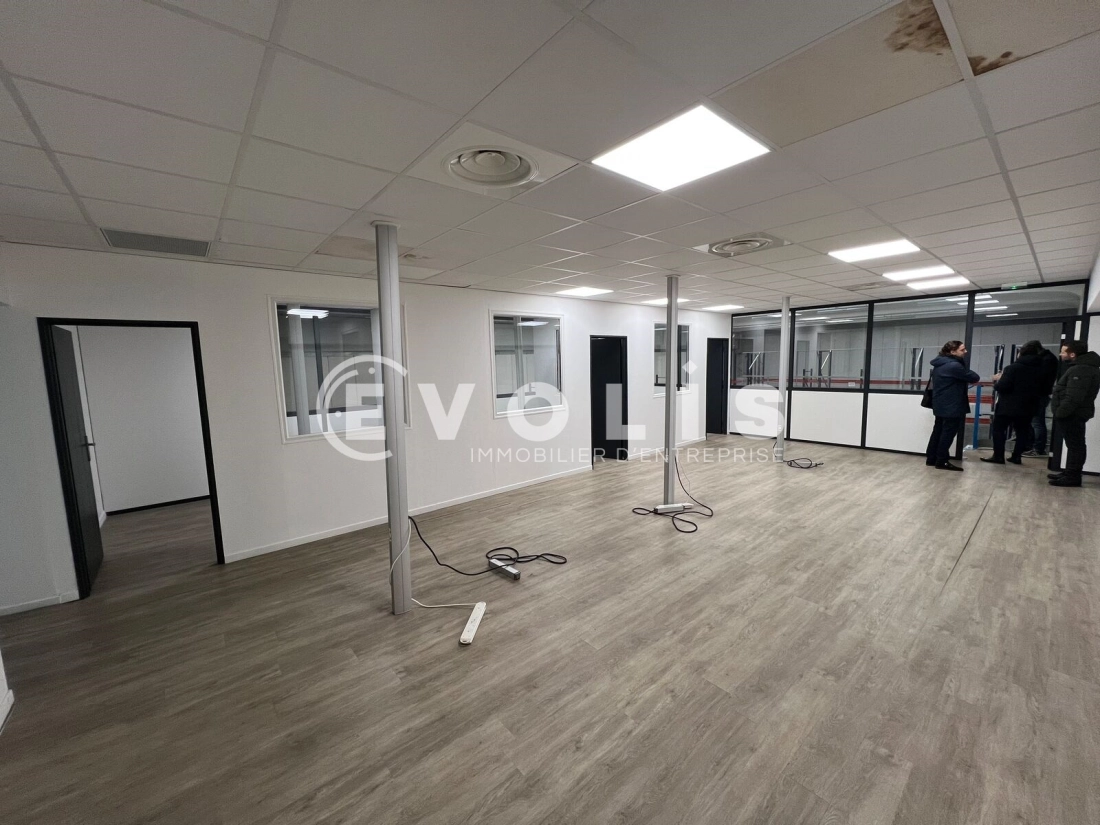 Photo 5 – location Entrepôts / activités	MEYZIEU (69330)