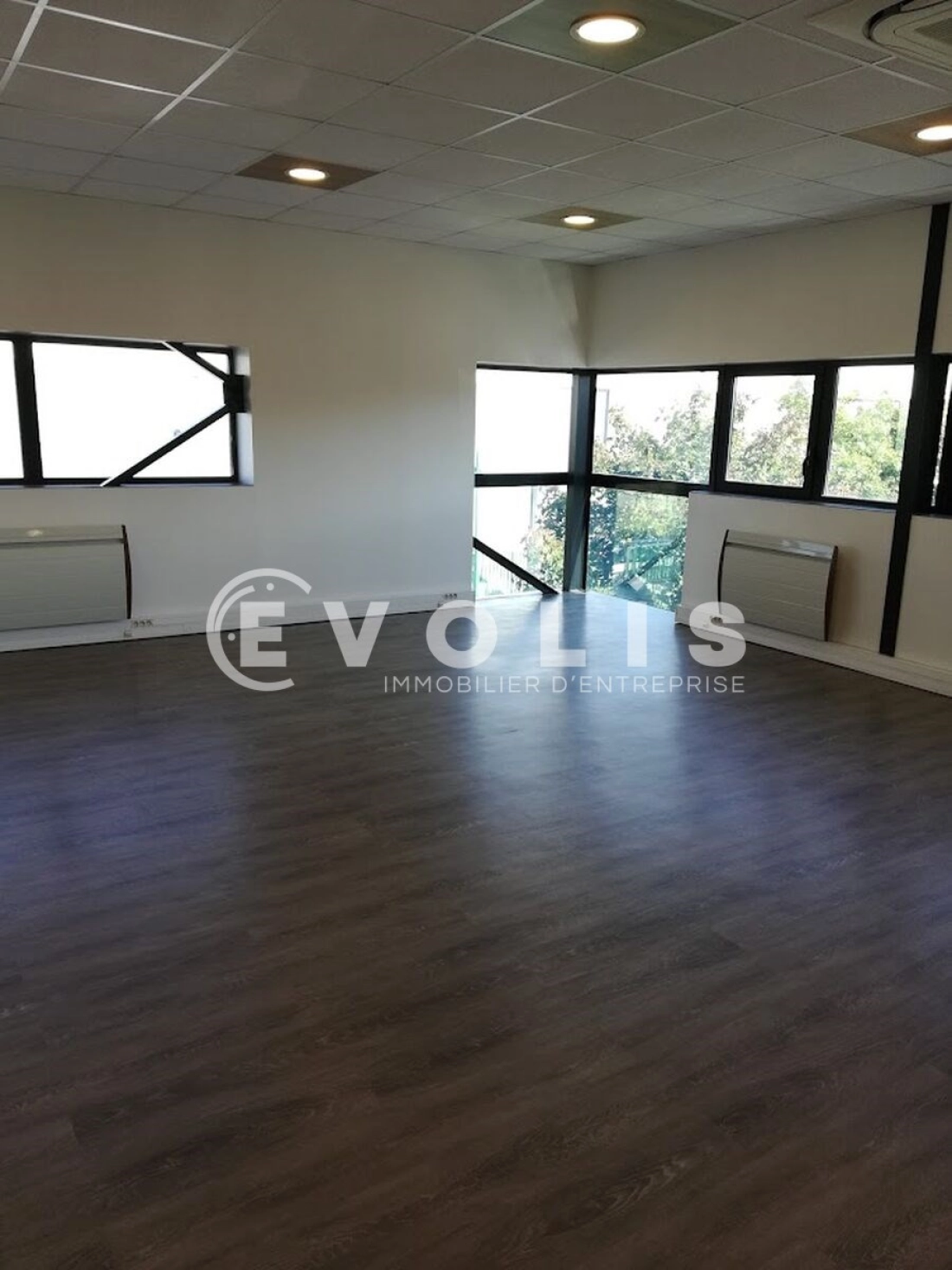 Photo 4 – location bureaux	BAILLY ROMAINVILLIERS (77700)