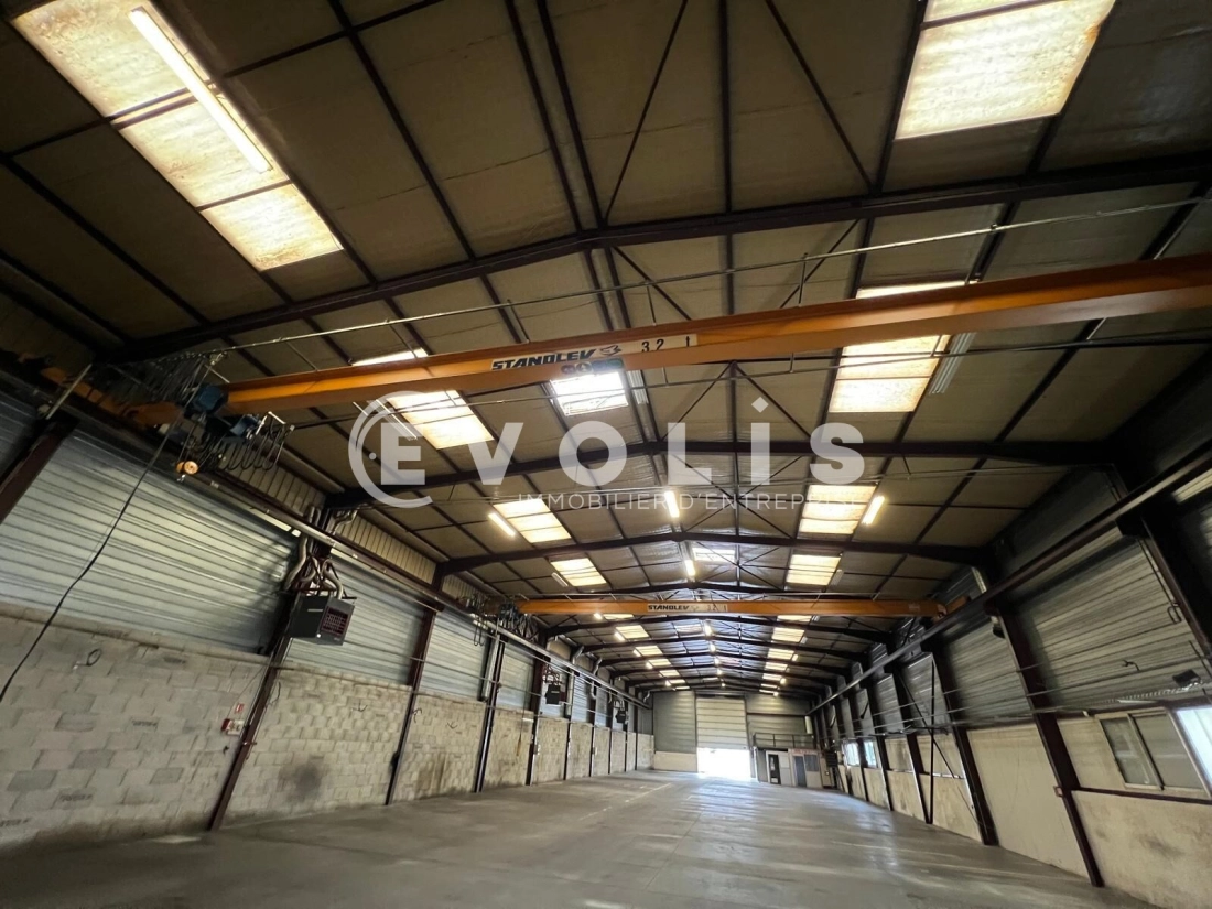 Photo 8 – location Entrepôts / activités	BELLEVILLE-EN-BEAUJOLAIS (69220)