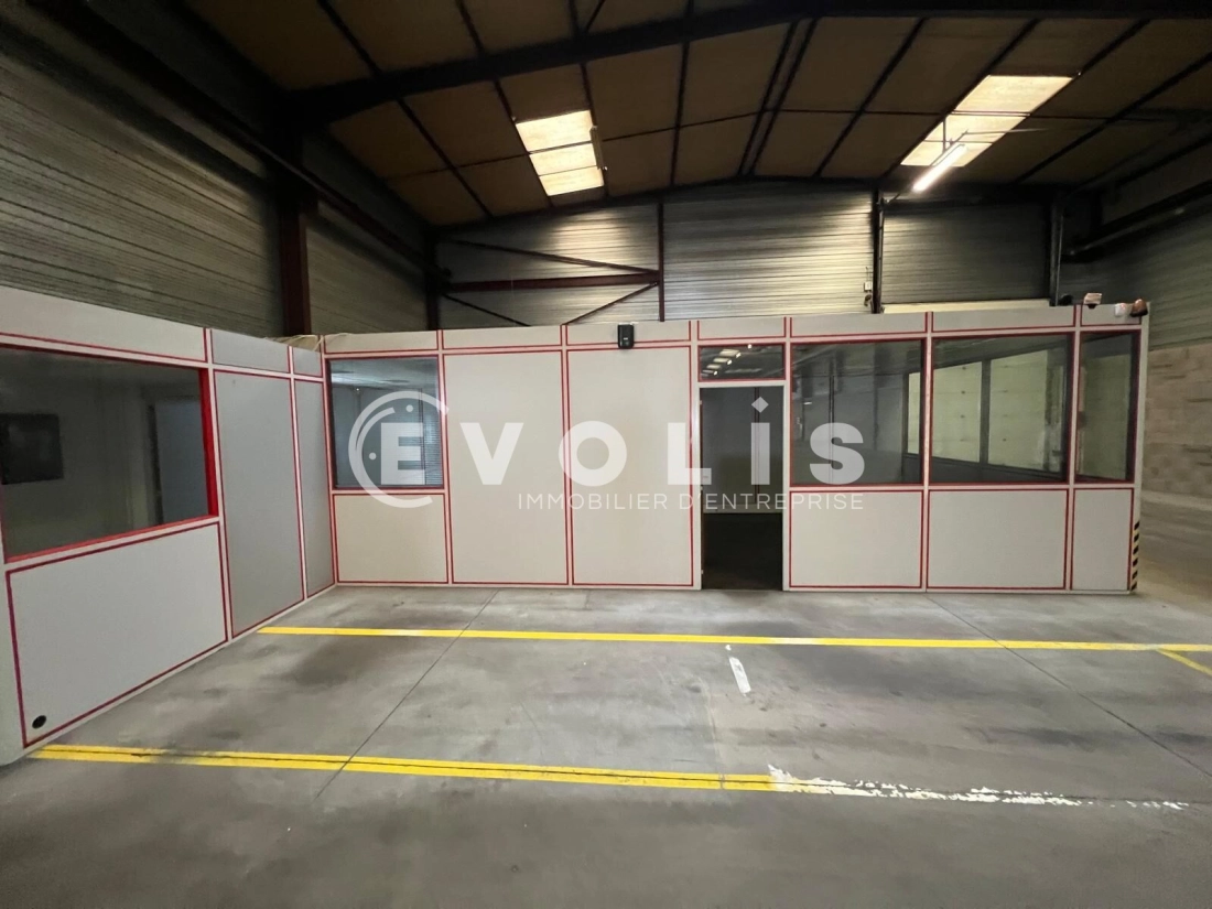 Photo 9 – location Entrepôts / activités	BELLEVILLE-EN-BEAUJOLAIS (69220)