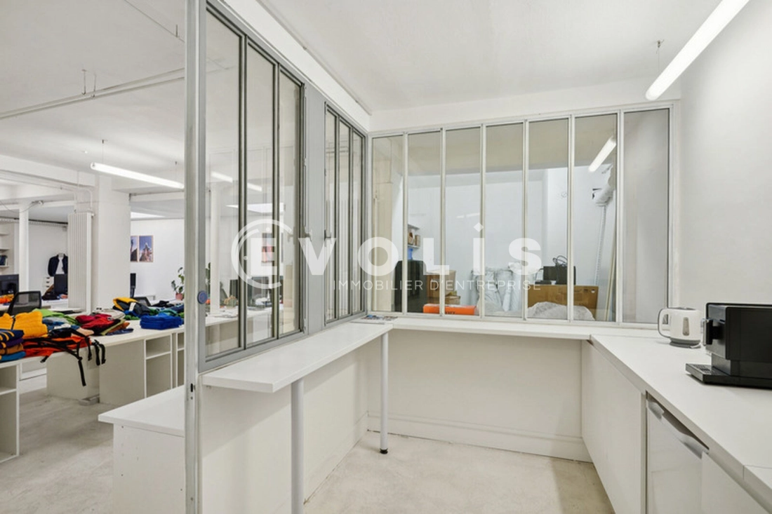 Photo 12 – vente bureaux	PARIS (75010)