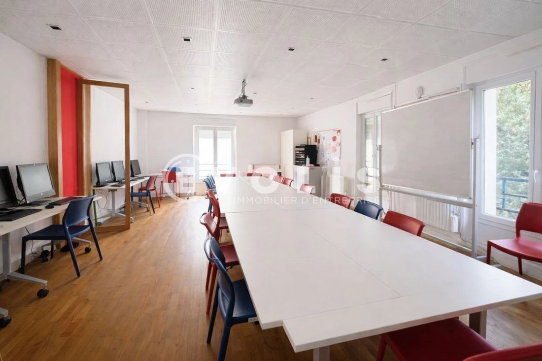 Photo 5 – location bureaux	PARIS (75018)